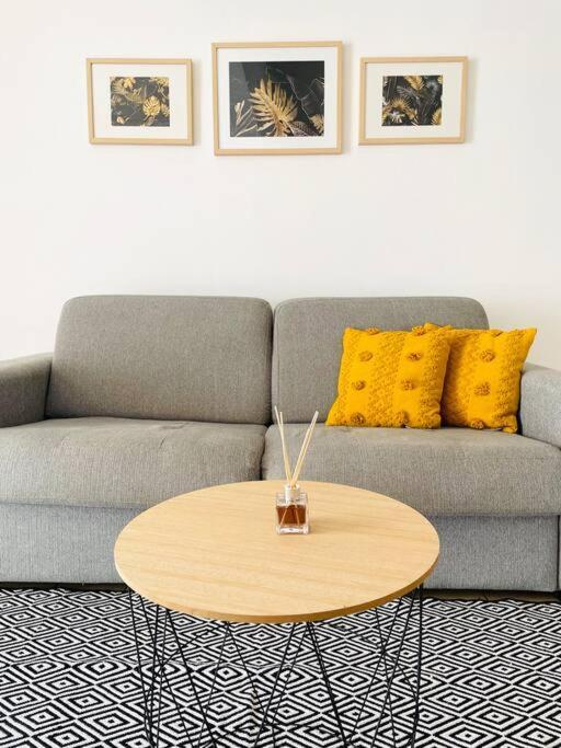 T2 Avec Parking - Entierement Climatise - Chez Elo Apartment Schoelcher Bagian luar foto